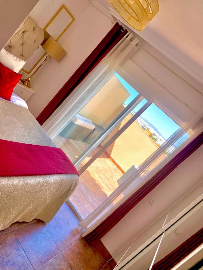 Atico Deluxe Entre Centro Y Playa Salinas Con Terraza, Wifi, Piscina Climatizada, Gym, Sauna Y Garaje -Smart Tv Рокетас де Мар Екстериор снимка